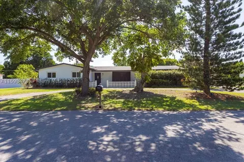 19390 SW 128th Ave, Miami, FL 33177