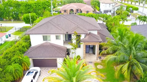 13676 SW 33rd Ter, Miami, FL 33175