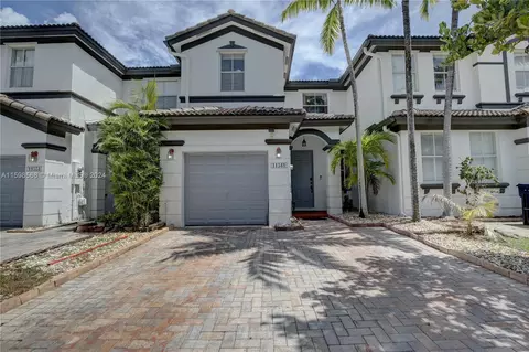 11541 NW 76th St, Doral, FL 33178