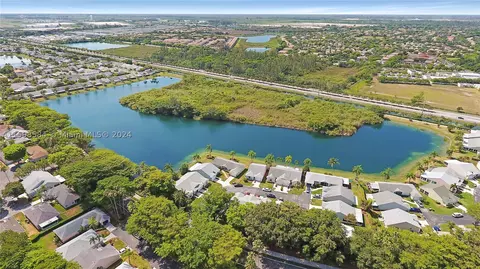 625 SE 19th Dr, Homestead, FL 33033