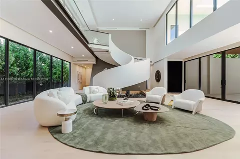 3834 Park Ave, Miami, FL 33133