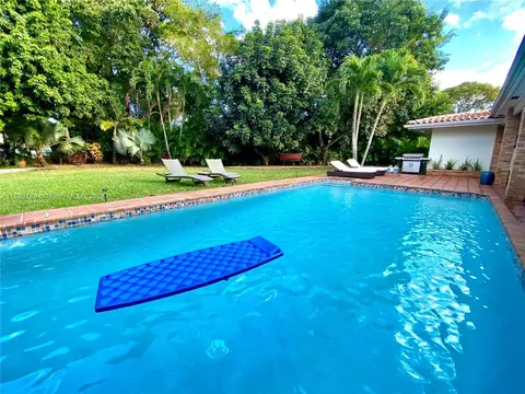 10825 SW 74th Ct, Pinecrest, FL 33156 photo 5