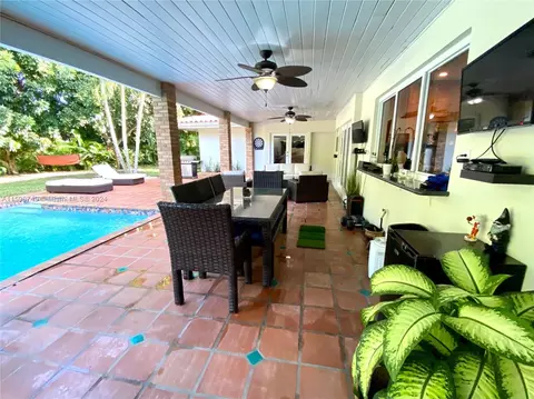 10825 SW 74th Ct, Pinecrest, FL 33156 photo 7