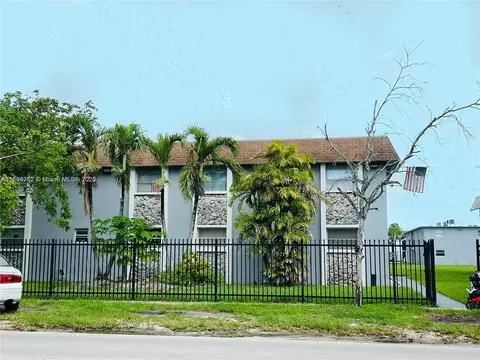 4250 SW 67th Ave #49, Miami, FL 33155