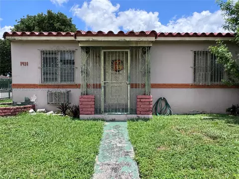 1431 NW 37th Ave, Miami, FL 33125
