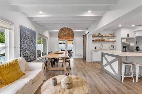 220 Hampton Ln, Key Biscayne, FL 33149 photo 8