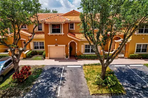 8544 NW 140th Ter #1005, Miami Lakes, FL 33016