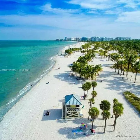 455 Grand Bay Dr #414, Key Biscayne, FL 33149