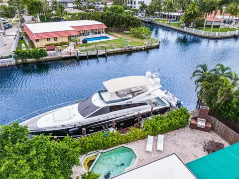 2055 Ixora Rd, North Miami, FL 33181