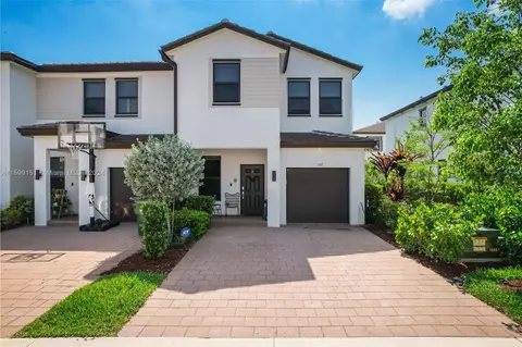 167 SW 185th Way, Pembroke Pines, FL 33029