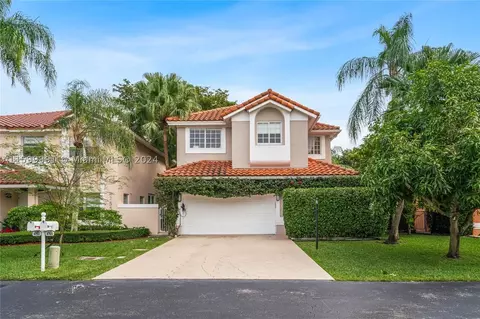 4745 NW 103rd Ct, Doral, FL 33178