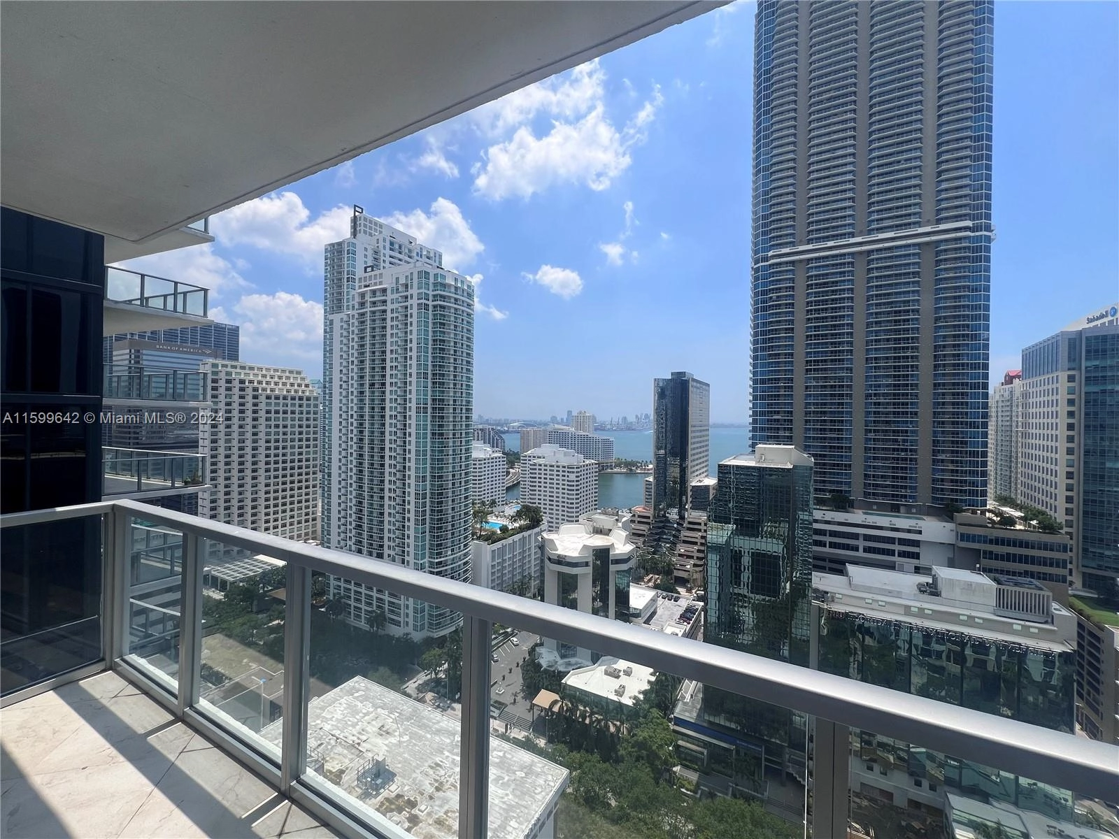 1050 Brickell Ave Unit 2702  