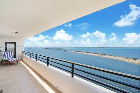 2333 Brickell Ave #PH-102, Miami, FL 33129