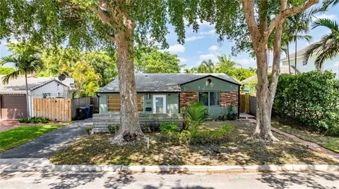 1621 NE 16th Ter, Fort Lauderdale, FL 33305