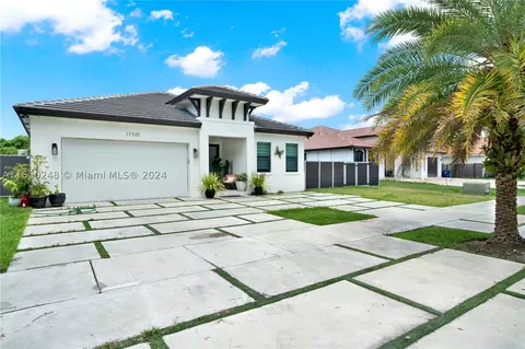17320 SW 92nd Ct, Palmetto Bay, FL 33157