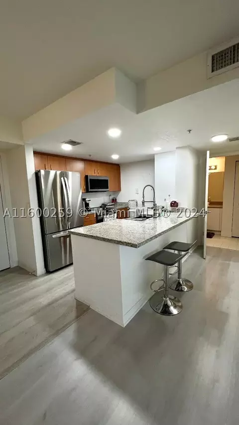 816 NW 11th St #809, Miami, FL 33136