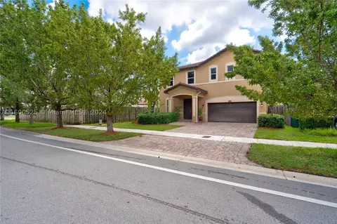 25053 SW 118th Pl, Homestead, FL 33032