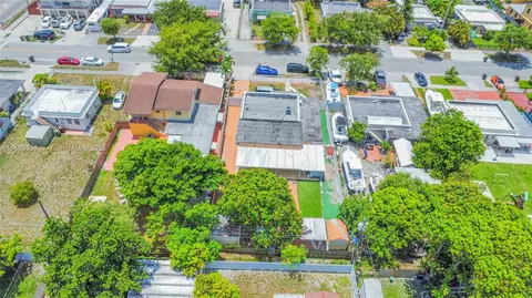 View/Area - 961 E 18th St, Hialeah, FL 33013 photo 3 of 3