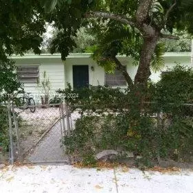 Undisclosed, South Miami, FL 33143