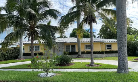 938 Tyler St, Hollywood, FL 33019