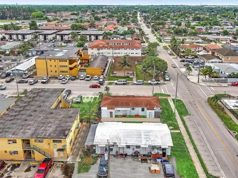 View/Area - 492 E 28th St, Hialeah, FL 33013 photo 4 of 5