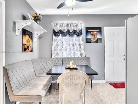 Dining - 492 E 28th St, Hialeah, FL 33013 photo 2 of 6