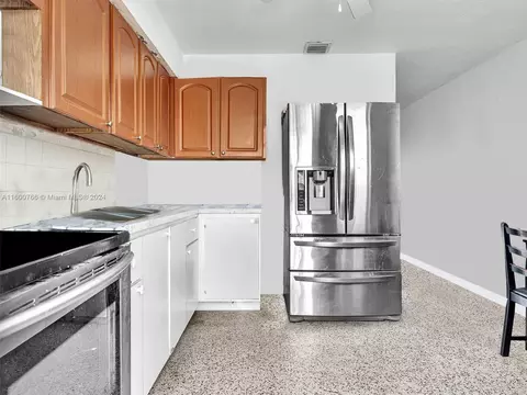 Kitchen - 492 E 28th St, Hialeah, FL 33013 photo 3 of 10