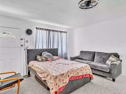 Bedroom - 492 E 28th St, Hialeah, FL 33013 photo 8 of 20