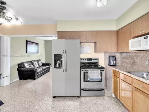 Kitchen - 492 E 28th St, Hialeah, FL 33013 photo 10 of 10
