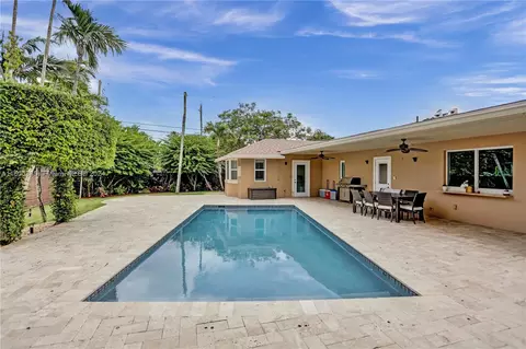 10250 SW 110th St, Miami, FL 33176