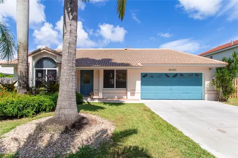 9391 SW 212th Ter, Cutler Bay, FL 33189