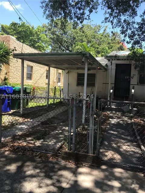 561 NW 41st St, Miami, FL 33127
