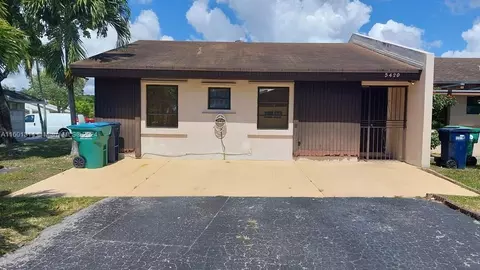 5420 SW 138th Ave, Miami, FL 33175
