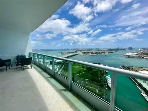900 Biscayne Blvd #4203, Miami, FL 33132