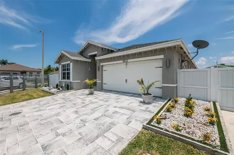 19022 SW 316th Ter, Homestead, FL 33030