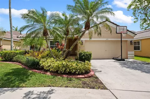 1679 Royal Grove Way, Weston, FL 33327