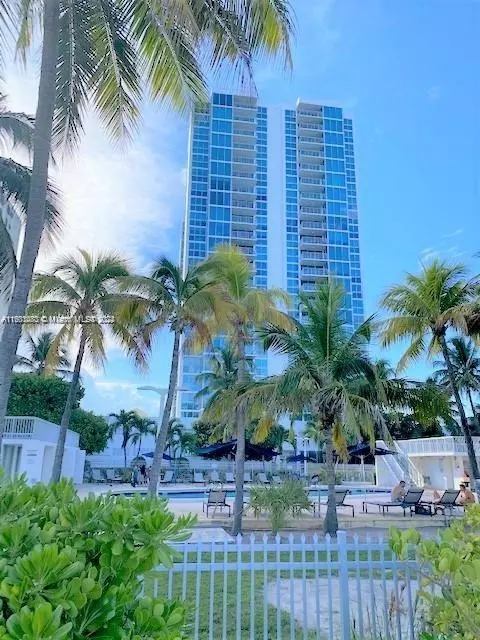 2655 Collins Ave #905, Miami Beach, FL 33140