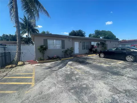 60 W 12th St, Hialeah, FL 33010 photo 2