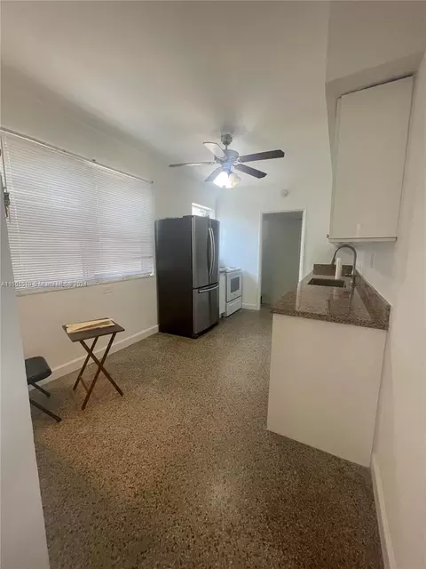 60 W 12th St, Hialeah, FL 33010 photo 9