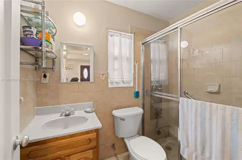 Bath - 9280 Harding Ave, Surfside, FL 33154 photo 2 of 2