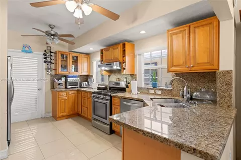 Kitchen - 9280 Harding Ave, Surfside, FL 33154 photo 1 of 2