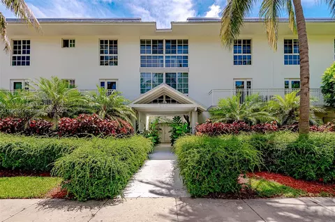 290 Sunrise Dr #307, Key Biscayne, FL 33149