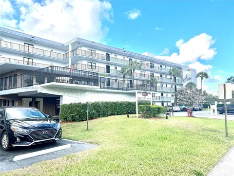 9235 SW 8th St #507, Boca Raton, FL 33428