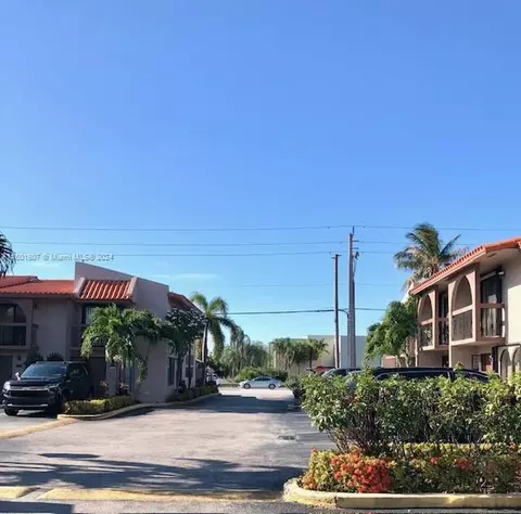 2308 W 68th St #9-2, Hialeah, FL 33016 photo 16