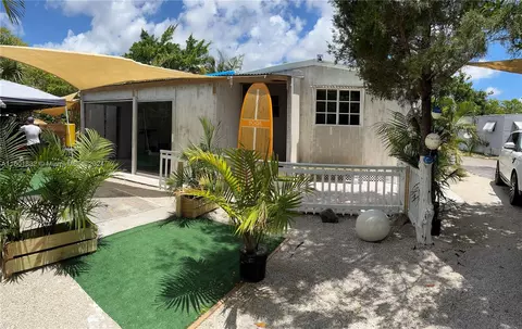 6273 NE 8th Ave, Fort Lauderdale, FL 33334