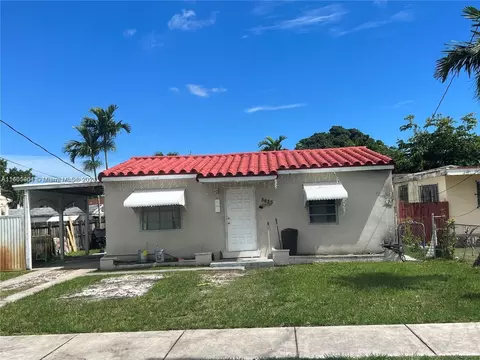 3635 SW 87th Pl, Miami, FL 33165