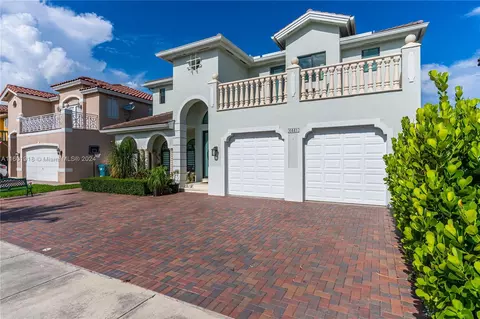 6441 SW 163rd Ct, Miami, FL 33193