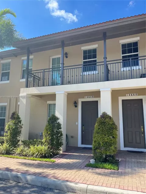 14648 SW 14th St #14648, Pembroke Pines, FL 33027