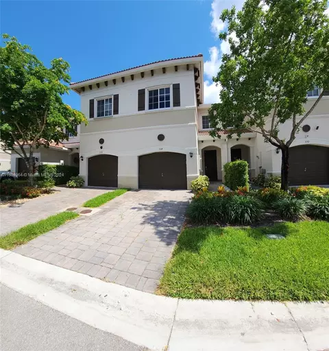 334 NE 47th Pl #334, Pompano Beach, FL 33064