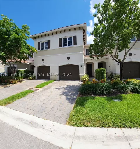 334 NE 47th Pl #334, Pompano Beach, FL 33064